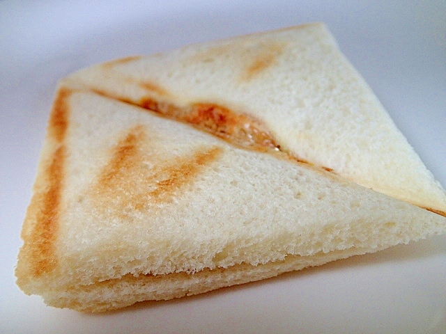 ピザソースで リッツとチーズのホットサンド♬ レシピ・作り方 by ぷ〜みぃまま♪|楽天レシピ
